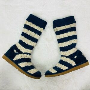 UGG Navy & cream Striped Knit Boots cable-knit upper and a shearling-lined base